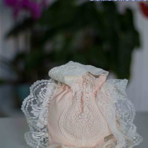 Bolso 269 Beatriz Montero rosa con detalles blancos para comunión