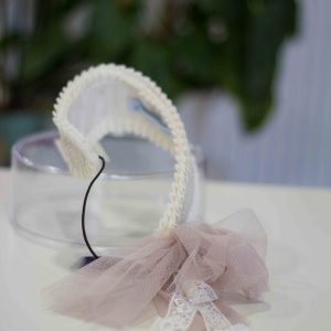Diadema 304 Beatriz Montero beige y rosa con lazo a juego para comunión