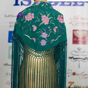 Mantoncillo de flamenco 025 para mujer verde con flores en rosa y moradas