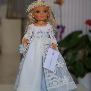 Muñeca con vestido de comunión 202 de Mercedes de Alba
